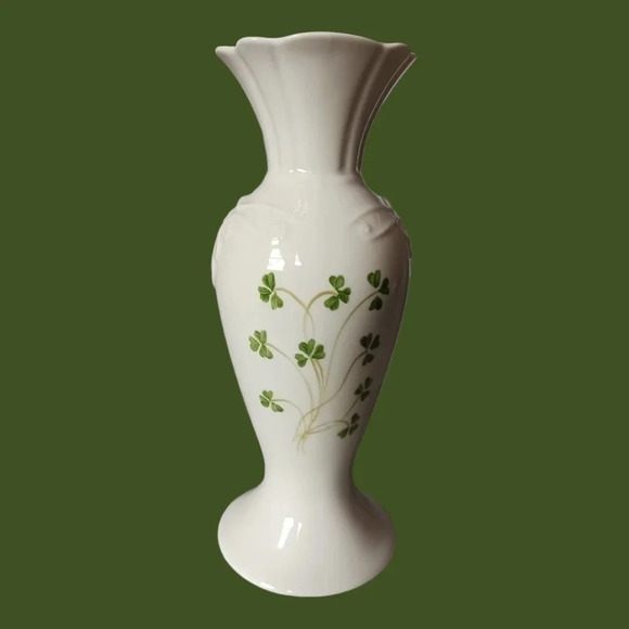 Other - Donegal Ireland shamrock parian ware vase cream color